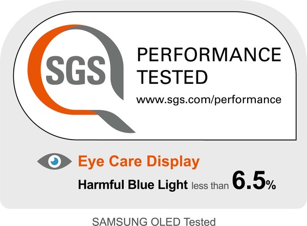 삼성디스플레이의 최신 스마트폰용 OLED가 블루라이트 비중을 낮춰 글로벌 인증업체 SGS로부터 '아이 케어(Eye Care)' 디스플레이로 인정받았다. 사진/삼성디스플레이