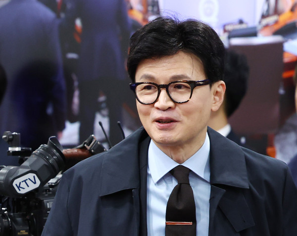 한동훈 법무부 장관이 지난 19일 서울 용산 대통령실 청사에서 열린 국무회의에 참석하고 있다. ⓒ연합뉴스
